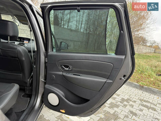 Сірий Рено Гранд Сценік, об'ємом двигуна 1.6 л та пробігом 234 тис. км за 10800 $, фото 55 на Automoto.ua