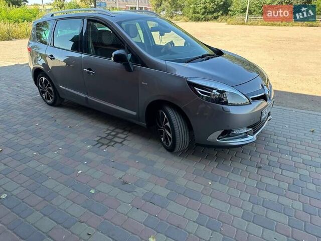 Серый Рено Гранд Сценик, объемом двигателя 1.5 л и пробегом 202 тыс. км за 12900 $, фото 1 на Automoto.ua