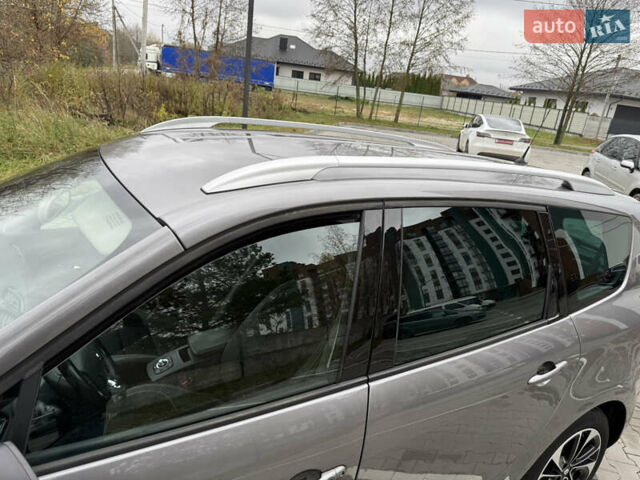 Сірий Рено Гранд Сценік, об'ємом двигуна 1.6 л та пробігом 234 тис. км за 10800 $, фото 85 на Automoto.ua