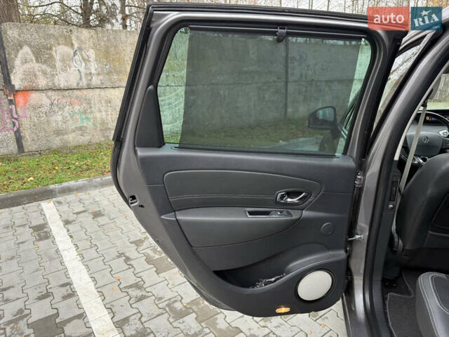 Сірий Рено Гранд Сценік, об'ємом двигуна 1.6 л та пробігом 234 тис. км за 10800 $, фото 65 на Automoto.ua