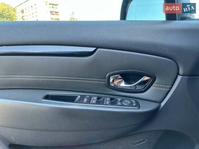 Серый Рено Гранд Сценик, объемом двигателя 1.5 л и пробегом 202 тыс. км за 12900 $, фото 10 на Automoto.ua