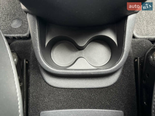 Сірий Рено Гранд Сценік, об'ємом двигуна 1.6 л та пробігом 234 тис. км за 10800 $, фото 79 на Automoto.ua