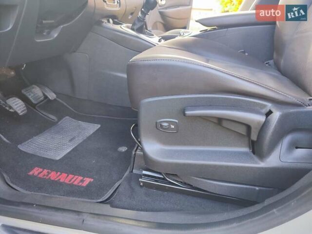 Серый Рено Гранд Сценик, объемом двигателя 1.5 л и пробегом 201 тыс. км за 11200 $, фото 10 на Automoto.ua