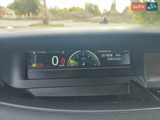 Серый Рено Гранд Сценик, объемом двигателя 1.5 л и пробегом 201 тыс. км за 11200 $, фото 29 на Automoto.ua