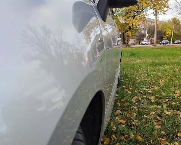 Серый Рено Гранд Сценик, объемом двигателя 1.5 л и пробегом 201 тыс. км за 11200 $, фото 33 на Automoto.ua