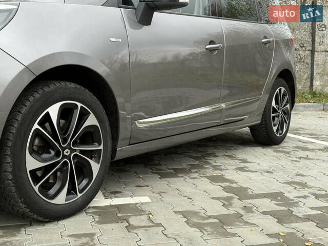 Сірий Рено Гранд Сценік, об'ємом двигуна 1.6 л та пробігом 234 тис. км за 10800 $, фото 12 на Automoto.ua