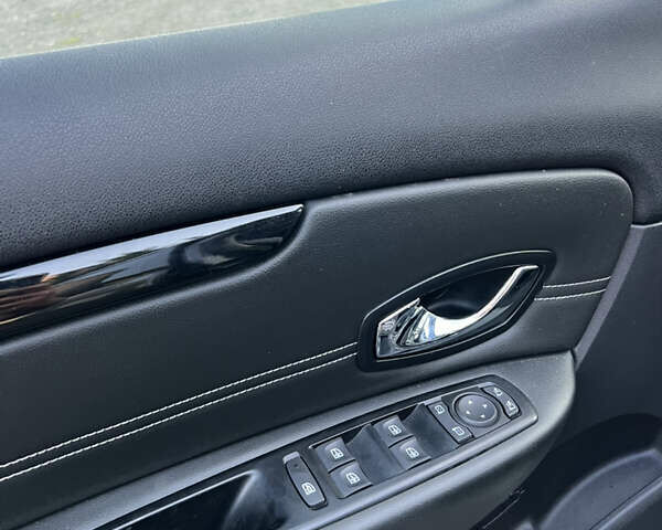 Серый Рено Гранд Сценик, объемом двигателя 1.6 л и пробегом 206 тыс. км за 11221 $, фото 19 на Automoto.ua