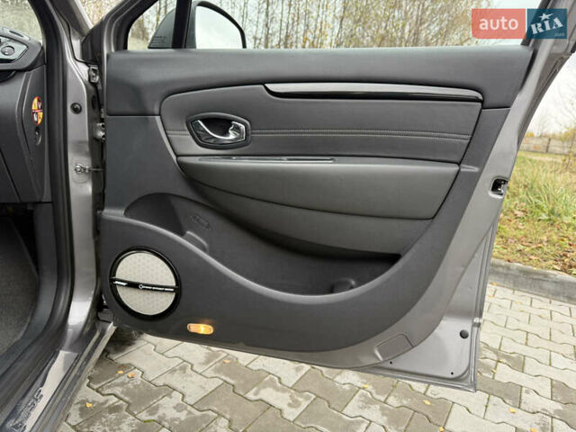 Сірий Рено Гранд Сценік, об'ємом двигуна 1.6 л та пробігом 234 тис. км за 10800 $, фото 43 на Automoto.ua