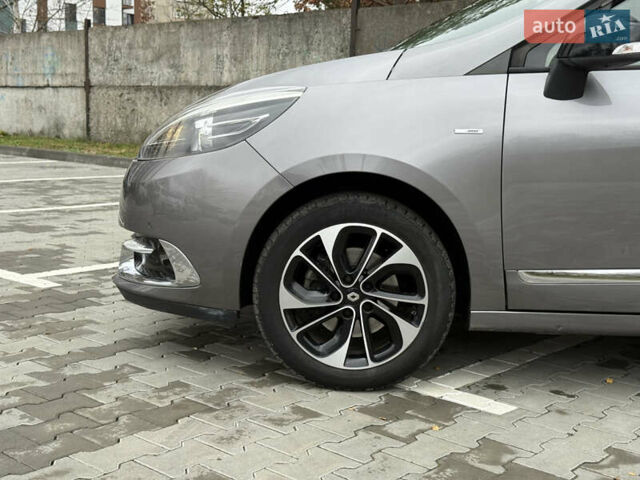 Сірий Рено Гранд Сценік, об'ємом двигуна 1.6 л та пробігом 234 тис. км за 10800 $, фото 9 на Automoto.ua