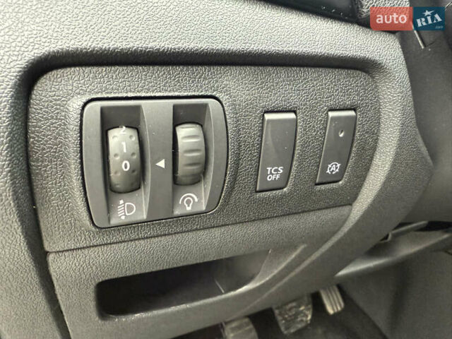 Сірий Рено Гранд Сценік, об'ємом двигуна 1.6 л та пробігом 234 тис. км за 10800 $, фото 74 на Automoto.ua