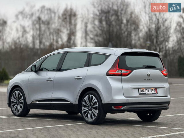 Серый Рено Гранд Сценик, объемом двигателя 1.5 л и пробегом 200 тыс. км за 14800 $, фото 23 на Automoto.ua