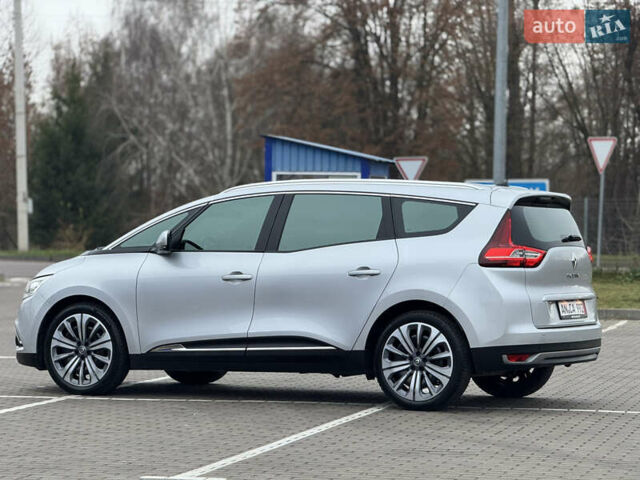 Серый Рено Гранд Сценик, объемом двигателя 1.5 л и пробегом 200 тыс. км за 14800 $, фото 20 на Automoto.ua