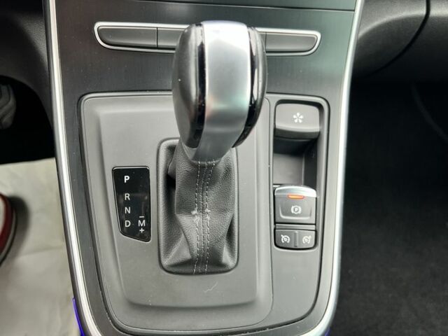 Серый Рено Гранд Сценик, объемом двигателя 1.5 л и пробегом 219 тыс. км за 14900 $, фото 4 на Automoto.ua