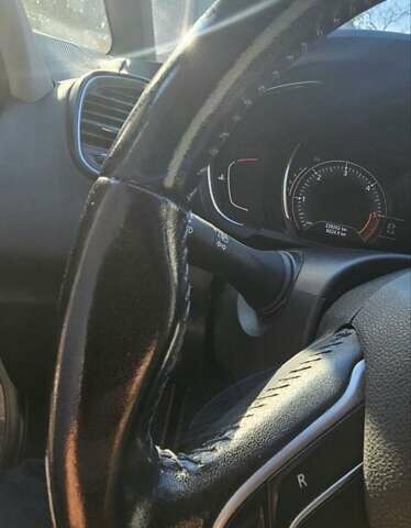 Серый Рено Гранд Сценик, объемом двигателя 1.46 л и пробегом 238 тыс. км за 16300 $, фото 10 на Automoto.ua