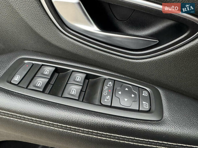 Серый Рено Гранд Сценик, объемом двигателя 1.5 л и пробегом 200 тыс. км за 14800 $, фото 78 на Automoto.ua