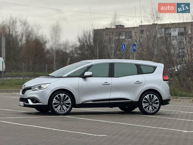 Серый Рено Гранд Сценик, объемом двигателя 1.5 л и пробегом 200 тыс. км за 14800 $, фото 16 на Automoto.ua