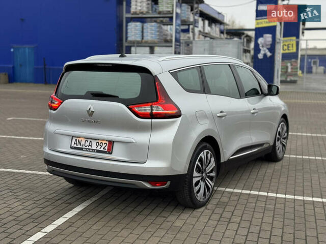 Серый Рено Гранд Сценик, объемом двигателя 1.5 л и пробегом 200 тыс. км за 14800 $, фото 31 на Automoto.ua