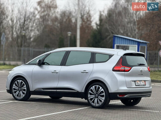 Серый Рено Гранд Сценик, объемом двигателя 1.5 л и пробегом 200 тыс. км за 14800 $, фото 22 на Automoto.ua