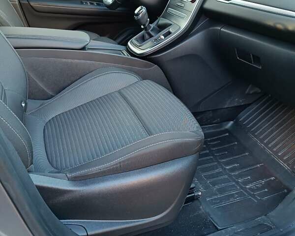 Серый Рено Гранд Сценик, объемом двигателя 1.5 л и пробегом 151 тыс. км за 14999 $, фото 21 на Automoto.ua