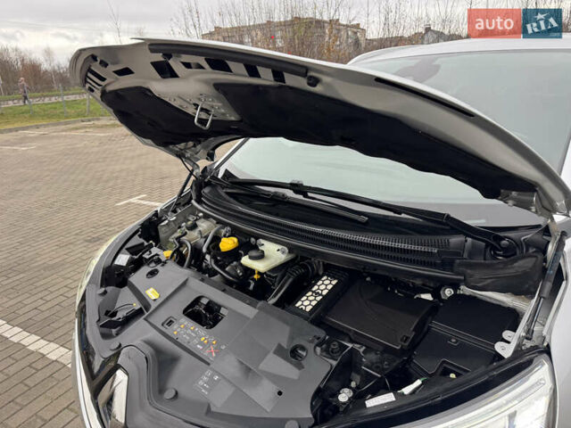 Серый Рено Гранд Сценик, объемом двигателя 1.5 л и пробегом 200 тыс. км за 14800 $, фото 80 на Automoto.ua