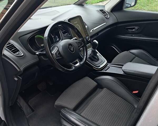 Сірий Рено Гранд Сценік, об'ємом двигуна 1.6 л та пробігом 226 тис. км за 15999 $, фото 33 на Automoto.ua