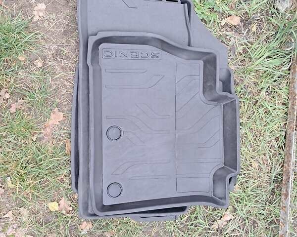 Сірий Рено Гранд Сценік, об'ємом двигуна 1.6 л та пробігом 226 тис. км за 15999 $, фото 21 на Automoto.ua