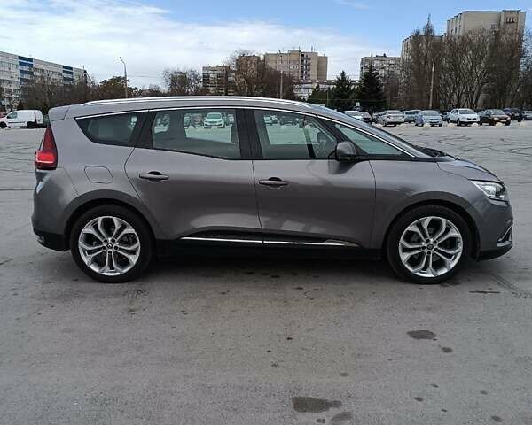 Серый Рено Гранд Сценик, объемом двигателя 1.5 л и пробегом 151 тыс. км за 14999 $, фото 8 на Automoto.ua