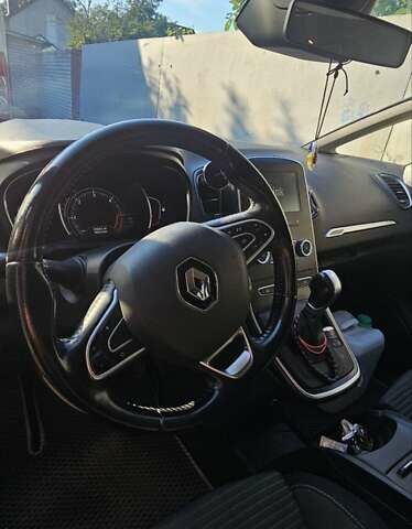 Серый Рено Гранд Сценик, объемом двигателя 1.46 л и пробегом 238 тыс. км за 16300 $, фото 6 на Automoto.ua