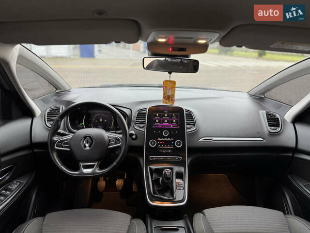Серый Рено Гранд Сценик, объемом двигателя 1.5 л и пробегом 200 тыс. км за 14700 $, фото 54 на Automoto.ua