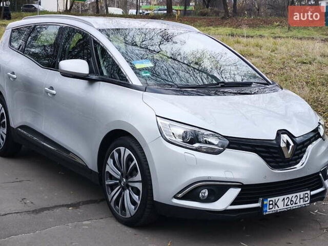 Серый Рено Гранд Сценик, объемом двигателя 1.5 л и пробегом 140 тыс. км за 14600 $, фото 7 на Automoto.ua