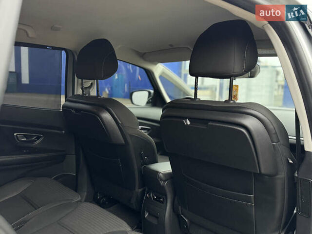 Серый Рено Гранд Сценик, объемом двигателя 1.5 л и пробегом 200 тыс. км за 14800 $, фото 68 на Automoto.ua