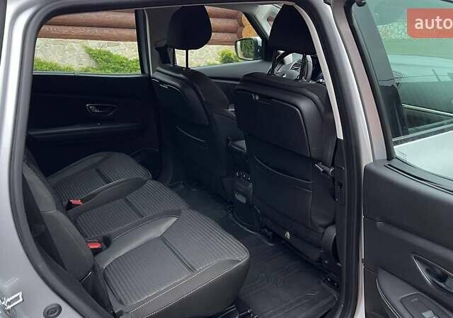 Сірий Рено Гранд Сценік, об'ємом двигуна 1.5 л та пробігом 132 тис. км за 16900 $, фото 20 на Automoto.ua