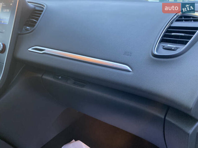 Серый Рено Гранд Сценик, объемом двигателя 1.6 л и пробегом 207 тыс. км за 14500 $, фото 37 на Automoto.ua