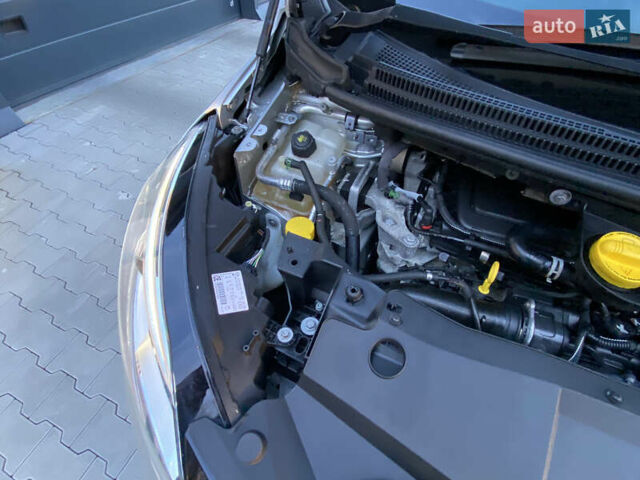 Серый Рено Гранд Сценик, объемом двигателя 1.6 л и пробегом 207 тыс. км за 14500 $, фото 45 на Automoto.ua