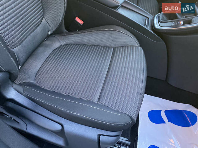 Серый Рено Гранд Сценик, объемом двигателя 1.6 л и пробегом 207 тыс. км за 14500 $, фото 36 на Automoto.ua