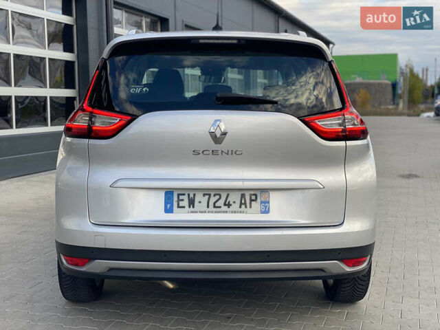Серый Рено Гранд Сценик, объемом двигателя 1.6 л и пробегом 207 тыс. км за 14500 $, фото 12 на Automoto.ua