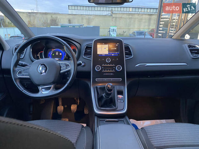 Серый Рено Гранд Сценик, объемом двигателя 1.6 л и пробегом 207 тыс. км за 14500 $, фото 27 на Automoto.ua