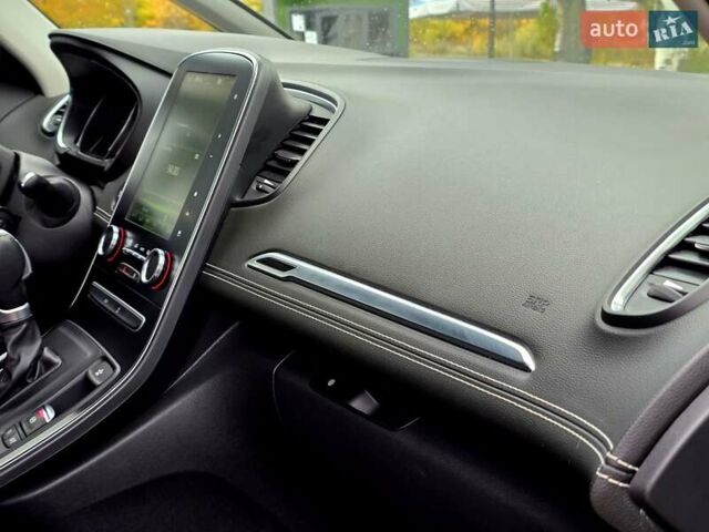 Серый Рено Гранд Сценик, объемом двигателя 1.6 л и пробегом 188 тыс. км за 17500 $, фото 46 на Automoto.ua