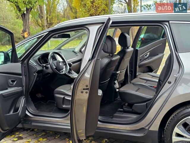 Серый Рено Гранд Сценик, объемом двигателя 1.6 л и пробегом 188 тыс. км за 17500 $, фото 30 на Automoto.ua