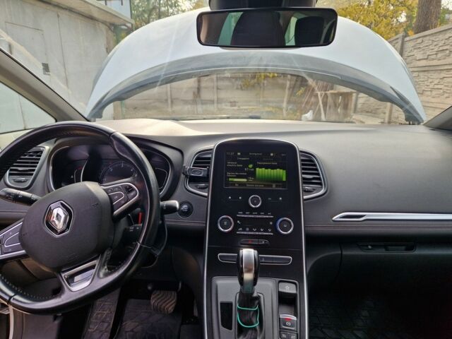 Серый Рено Гранд Сценик, объемом двигателя 1.5 л и пробегом 220 тыс. км за 16299 $, фото 7 на Automoto.ua