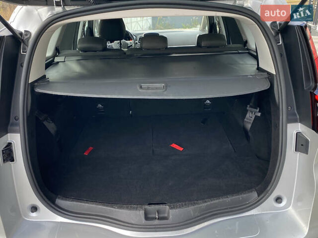 Серый Рено Гранд Сценик, объемом двигателя 1.6 л и пробегом 207 тыс. км за 14500 $, фото 18 на Automoto.ua