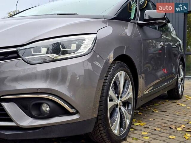 Серый Рено Гранд Сценик, объемом двигателя 1.6 л и пробегом 188 тыс. км за 17500 $, фото 7 на Automoto.ua