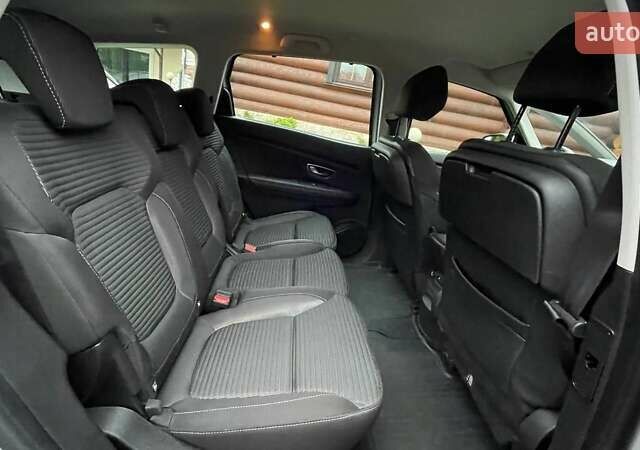 Сірий Рено Гранд Сценік, об'ємом двигуна 1.5 л та пробігом 132 тис. км за 16900 $, фото 22 на Automoto.ua