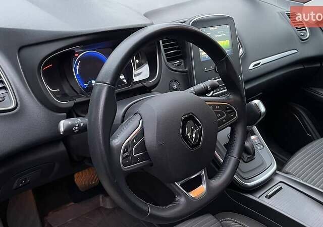Сірий Рено Гранд Сценік, об'ємом двигуна 1.5 л та пробігом 132 тис. км за 16900 $, фото 13 на Automoto.ua