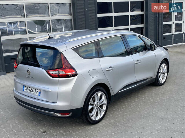 Серый Рено Гранд Сценик, объемом двигателя 1.6 л и пробегом 207 тыс. км за 14500 $, фото 10 на Automoto.ua