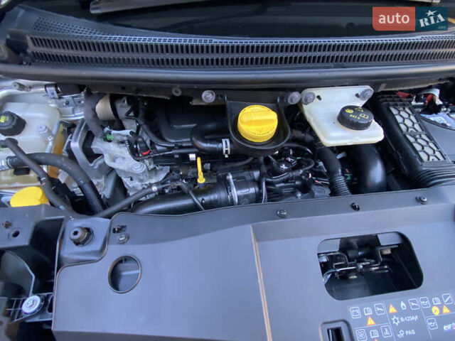 Серый Рено Гранд Сценик, объемом двигателя 1.6 л и пробегом 207 тыс. км за 14500 $, фото 46 на Automoto.ua