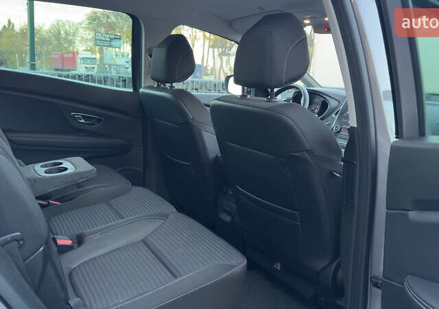 Рено Гранд Сценик 2019 в Стрые на Automoto.ua Серый Рено Гранд Сценик, объемом двигателя 1.7 л и пробегом 140 тыс. км за 14899 $, фото 106 на Automoto.ua