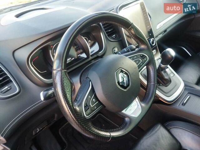 Серый Рено Гранд Сценик, объемом двигателя 1.7 л и пробегом 239 тыс. км за 15999 $, фото 24 на Automoto.ua