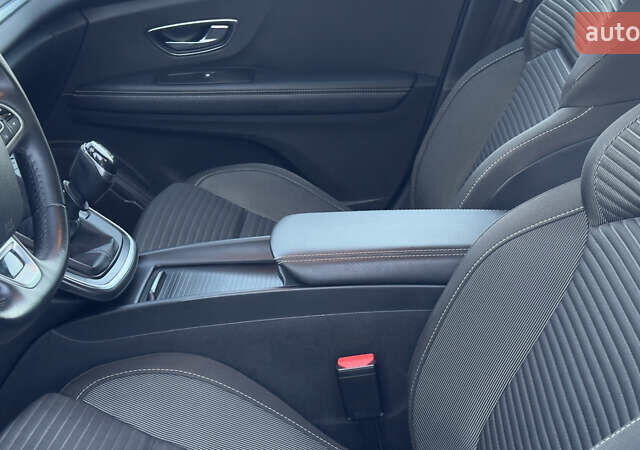 Рено Гранд Сценик 2019 в Стрые на Automoto.ua Серый Рено Гранд Сценик, объемом двигателя 1.7 л и пробегом 140 тыс. км за 14899 $, фото 121 на Automoto.ua