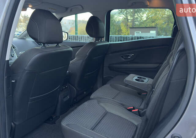 Рено Гранд Сценик 2019 в Стрые на Automoto.ua Серый Рено Гранд Сценик, объемом двигателя 1.7 л и пробегом 140 тыс. км за 14899 $, фото 128 на Automoto.ua